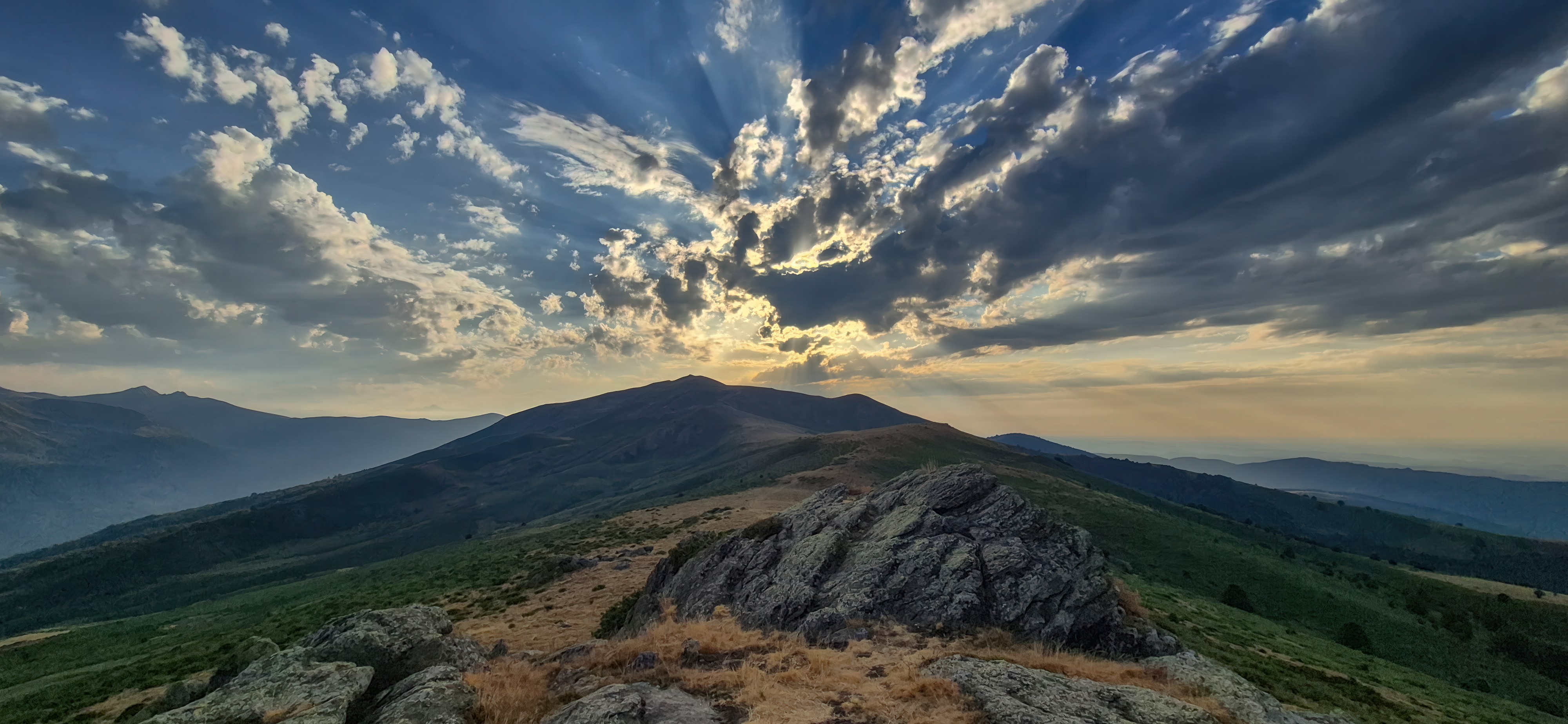 ROCHER DE BATAIL EN ARIÈGE 09 (1716M) - 01 août 2026